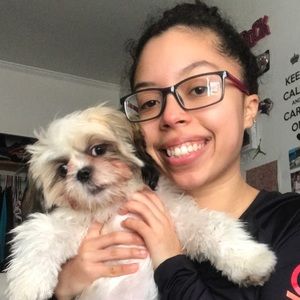 Meet your Posher, Phoenix